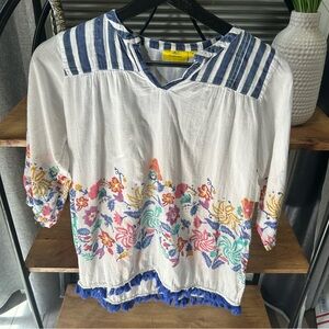 Roller Rabbit Embroidered White Top with Blue tassel hem. Women’s Size 10.